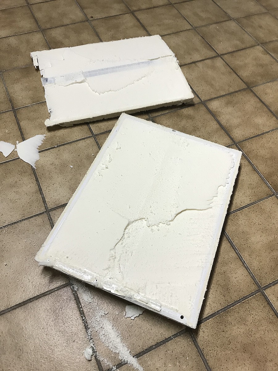 Image may have been reduced in size. Click image to view fullscreen.